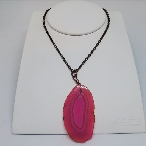Pink Agate Necklace - Picture 1 of 3
